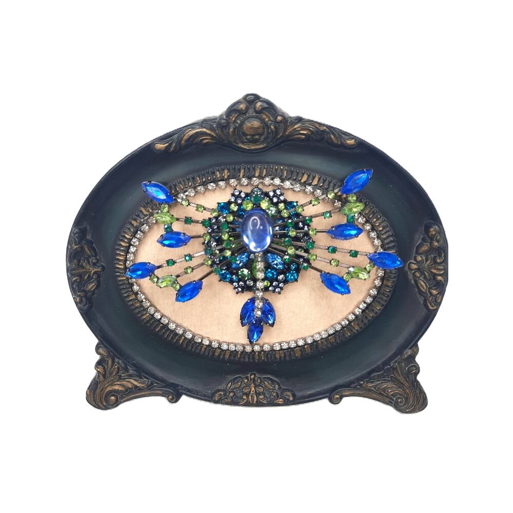 Vintage Framed Dragonfly Jewelry Art 3D Handmade Oval Avon Blue Green Brooch New